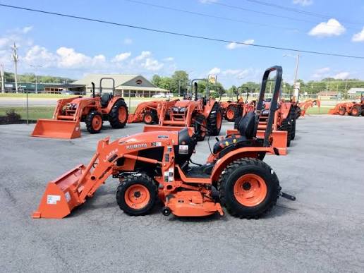 Kubota B2601 — Tracteur | Riou Machineries